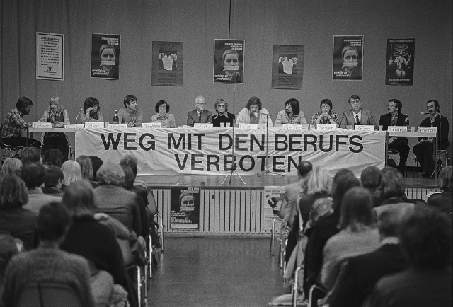 Foto: Konferenz gegen die Berufsverbote mit internationalen Gästen im Gustav-Radbruch-Haus, Hamburg, 3. September 1976, Foto: © Michael Meyborg