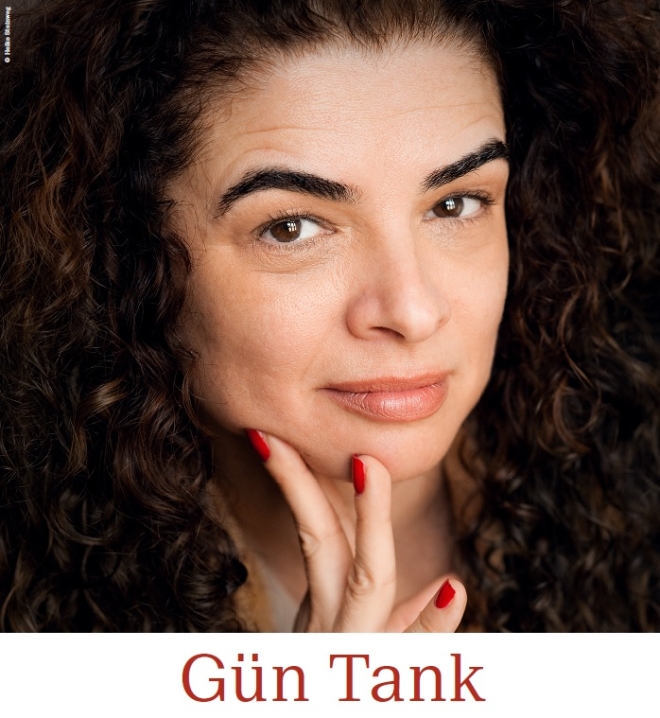 Lesung von Gün Tank aus ihrem Roman „Die Optimistinnen!“